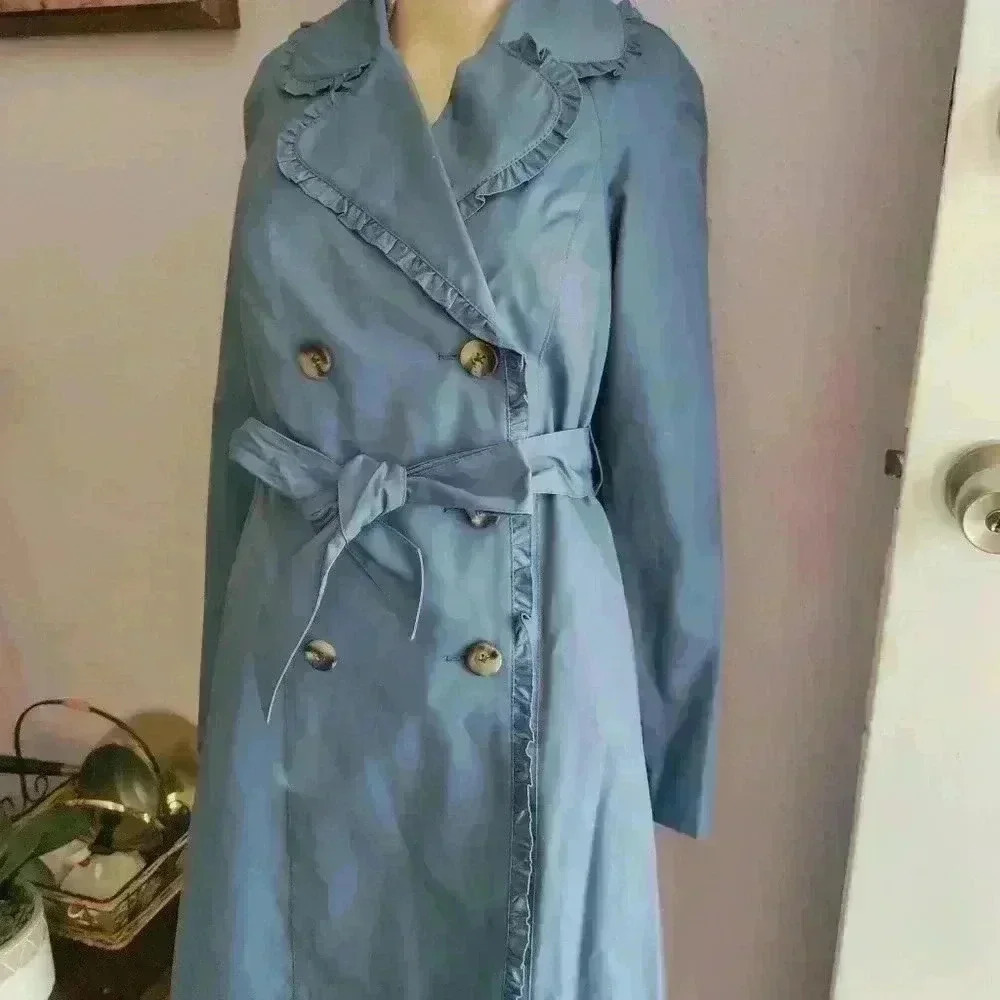 Gal meets glam coat
